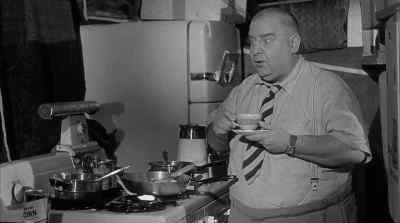 Folgers? - The Three Stooges Go Around the World in a Daze