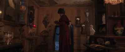 Follow me. - Mary Poppins Returns