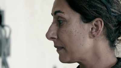 Follow me.
SHE EXHALES - Celebrity SAS: Who Dares Wins