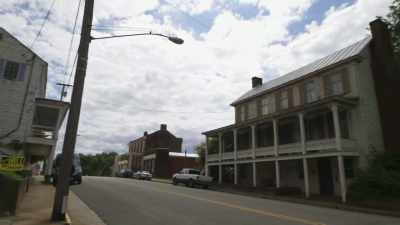 following-a-developing-story - Hometown Homicide