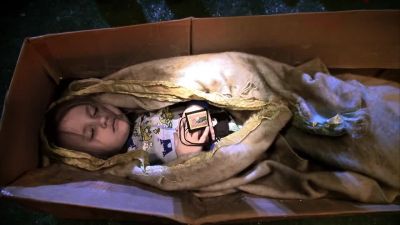-=破烂熊字幕组=-
翻译: 校对:
时间轴:我爱狮心小s DINGDING - CSI: Crime Scene Investigation
