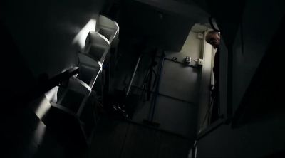 (THUMPING) - The Strain