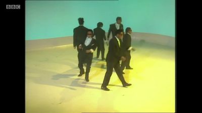 # Dance, dance, dance, dance - The Real McCoys