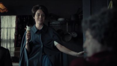 DOOR OPENS - Call the Midwife