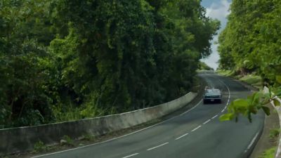 WHOOPING, CHEERING AND SHOUTING - Death in Paradise