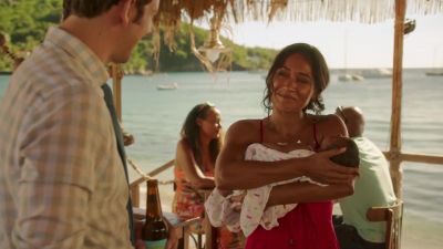 You look happy. - Death in Paradise