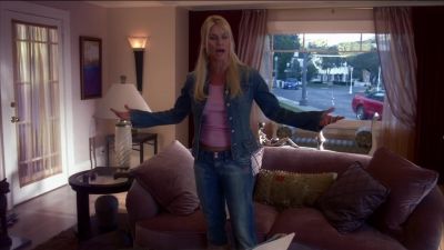 (football game playing on TV)
KARL! - Desperate Housewives