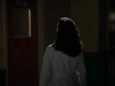 [Footfalls On Stairwell] - Remington Steele