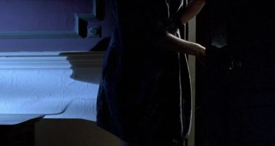 (footsteps approach) - The Inspector Lynley Mysteries