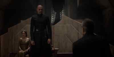 (footsteps approach) - Dune: Prophecy