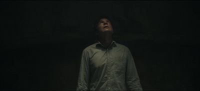 -[footsteps approaching]
-[keys jangling] - Ozark