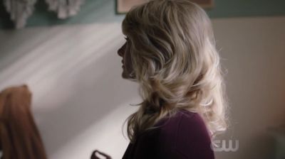 [FOOTSTEPS APPROACHING] - Riverdale