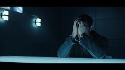 [footsteps approaching] - Titans