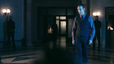 (footsteps clacking) - Age of the Living Dead