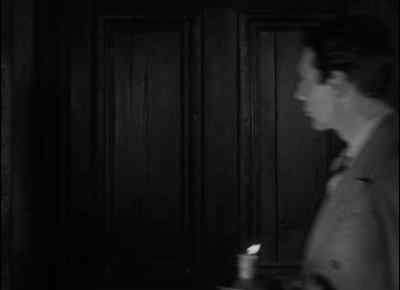 (footsteps clomping) - The Old Dark House