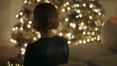 [footsteps clomping] - Take Me Back for Christmas