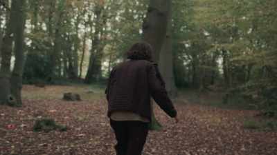 [footsteps crunching] - Witch