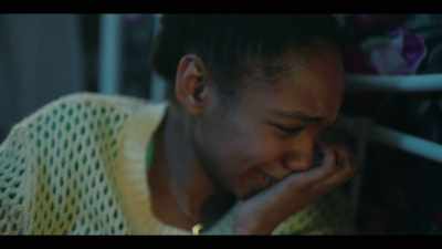 -(footsteps receding)
-(crying) - Girl in the Video
