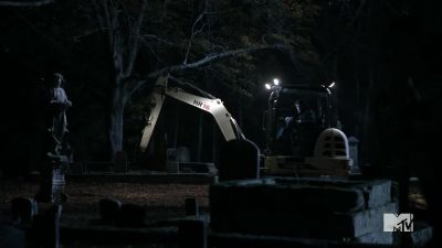 [Footsteps running] - Teen Wolf