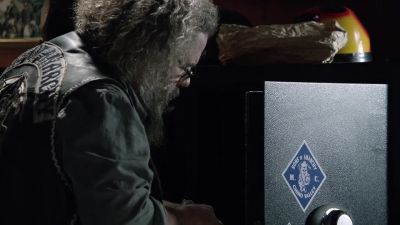 [FOOTSTEPS] - Sons of Anarchy