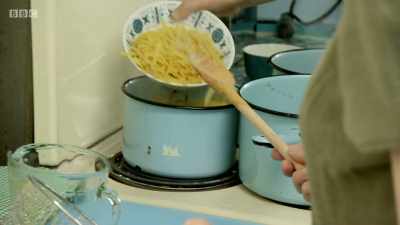 For many British people, Vesta meals provided their first - Back in Time for Dinner