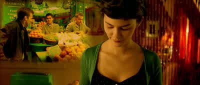 For Miss Amélie?She's baking her famous plum cake? - Amélie