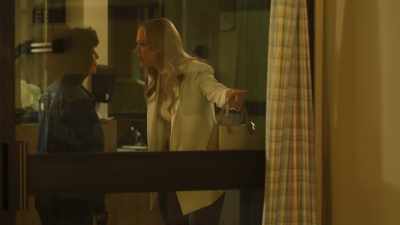 For your mother. Oh, Nina. - Hustlers Take All