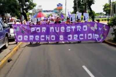 "FOR OUR RIGHT TO CHOOSE" - ¡Las Sandinistas!