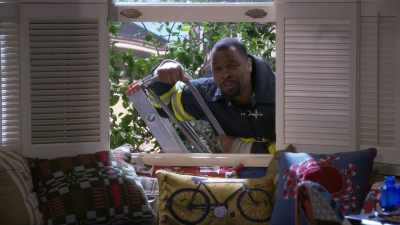 -For real?
-Your grandpa and brother arranged it. - Fuller House