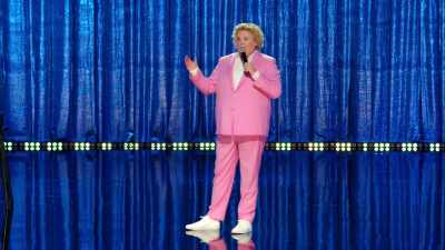 For the European folks watching, - Fortune Feimster: Crushing It