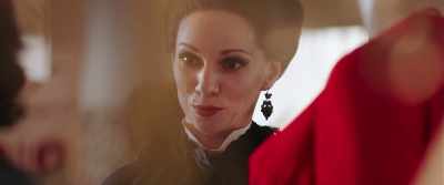 - For what else must one wear?
- I'm just going on a date. - In Fabric