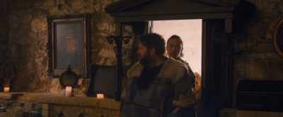 [Foreboding music playing] - The Siege of Robin Hood