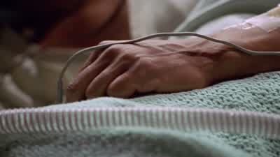 Foreman: The senator's breathing is severely impaired. - House