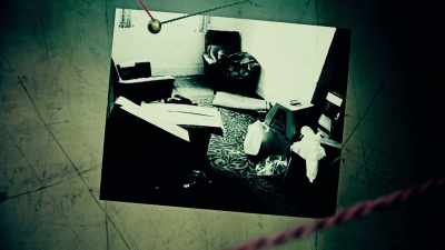 -Forensic teams searching
Nilsen's home - Britain’s Most Evil Killers