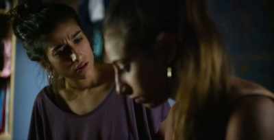Forget it, Raqui,
nothing happened to me. - Carmen & Lola