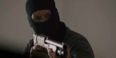 Forget the hat, Pat, I know
it's you. - Rise of the Footsoldier: Marbella