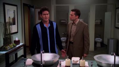 Forget that What the hell are you doing - Two and a Half Men
