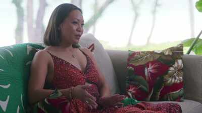 Forgive me, sis,
but I can't help but remember - Romance in Hawaii