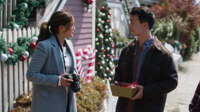 Fortunately, this
story isn't about me, - A Big Fat Family Christmas