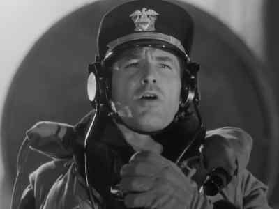 Forward gun. Forward gun. - Action in the North Atlantic