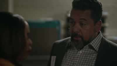 Foster's just like any
other high school malcontent - The Rookie: Feds