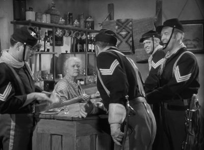 Four bottles of cool beer - Fort Apache