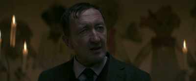 - Four days have passed.
- ♪ [tense music plays] ♪ - Lord of Misrule