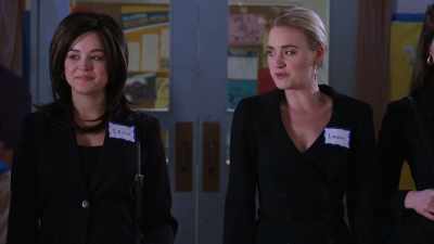 Four super successful
businesswomen - Schooled