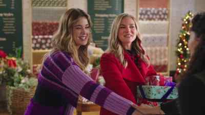 Four, two, six! Whoo! - Unwrapping Christmas: Olivia's Reunion