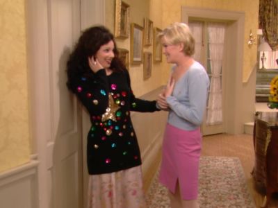-Fran. Fran.
-Hi, honey. - The Nanny