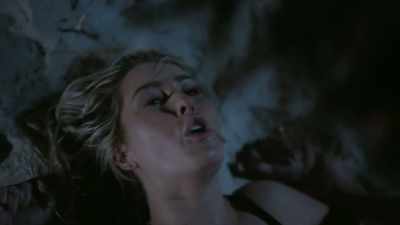 - [fran] I know who you
are, I know what you do. - A Dangerous Affair