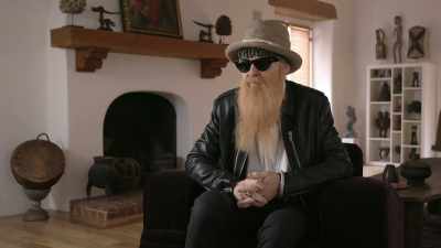 Frank didn't mind being beardless,
after all, he had the name, - ZZ Top: That Little Ol' Band From Texas