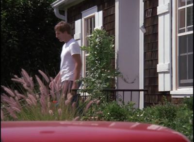Frank! Frank, wait a minute.
Where are you going? - Quantum Leap