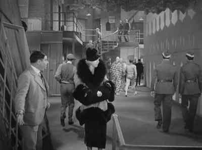 - Frank, have you seen Mr. Castle?
- He went downstairs. - The Story of Vernon and Irene Castle